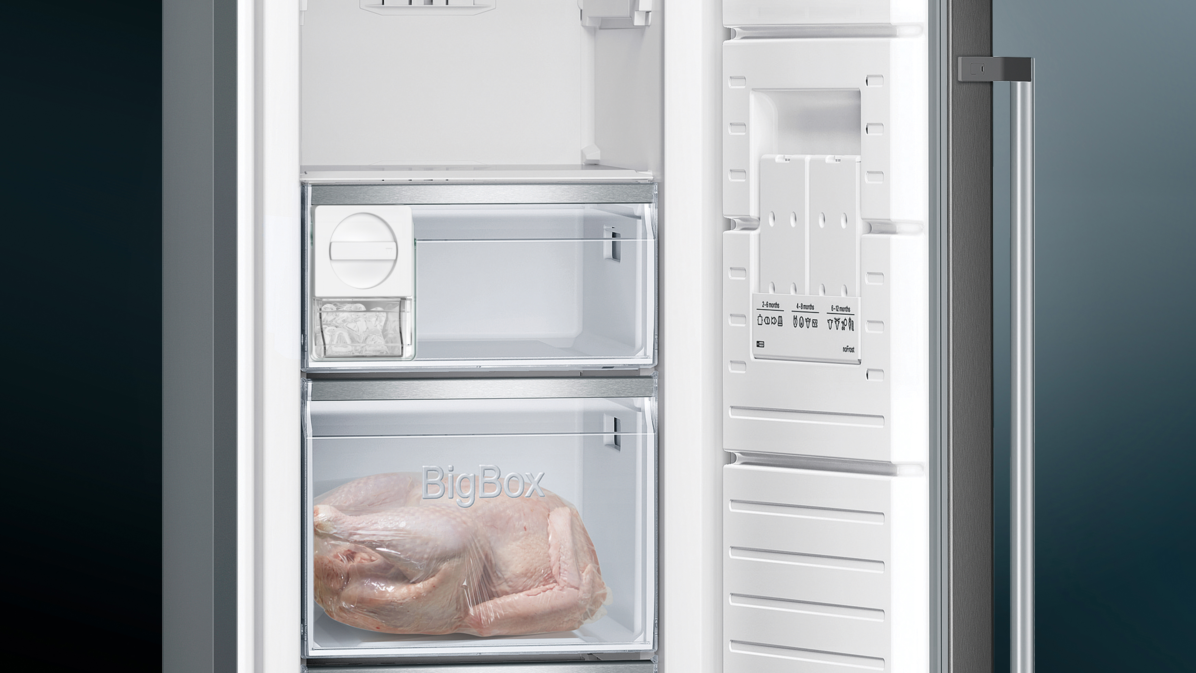 Siemens iQ500 Free-Standing Freezer 186x60cm GS36NAXEP
