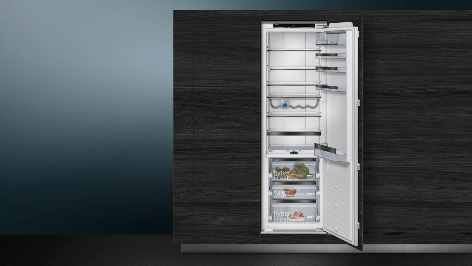 Siemens iQ700 Built-In Fridge-Freezer KI81FHDD0