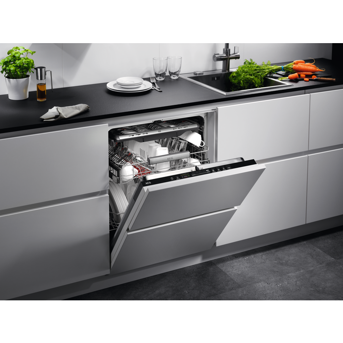 AEG Fully-Integrated Dishwasher FSK75757P